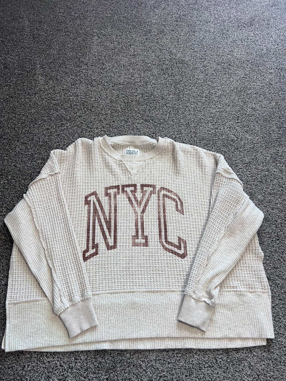 AE Big Hug Crew Neck Waffle Sweatshirt Size XS Color Cream and Tan - Worn Once